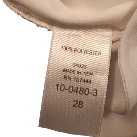 Jessica London vintage Women's Plus Size White Blouse with Scalloped bot… - Picture 9 of 11